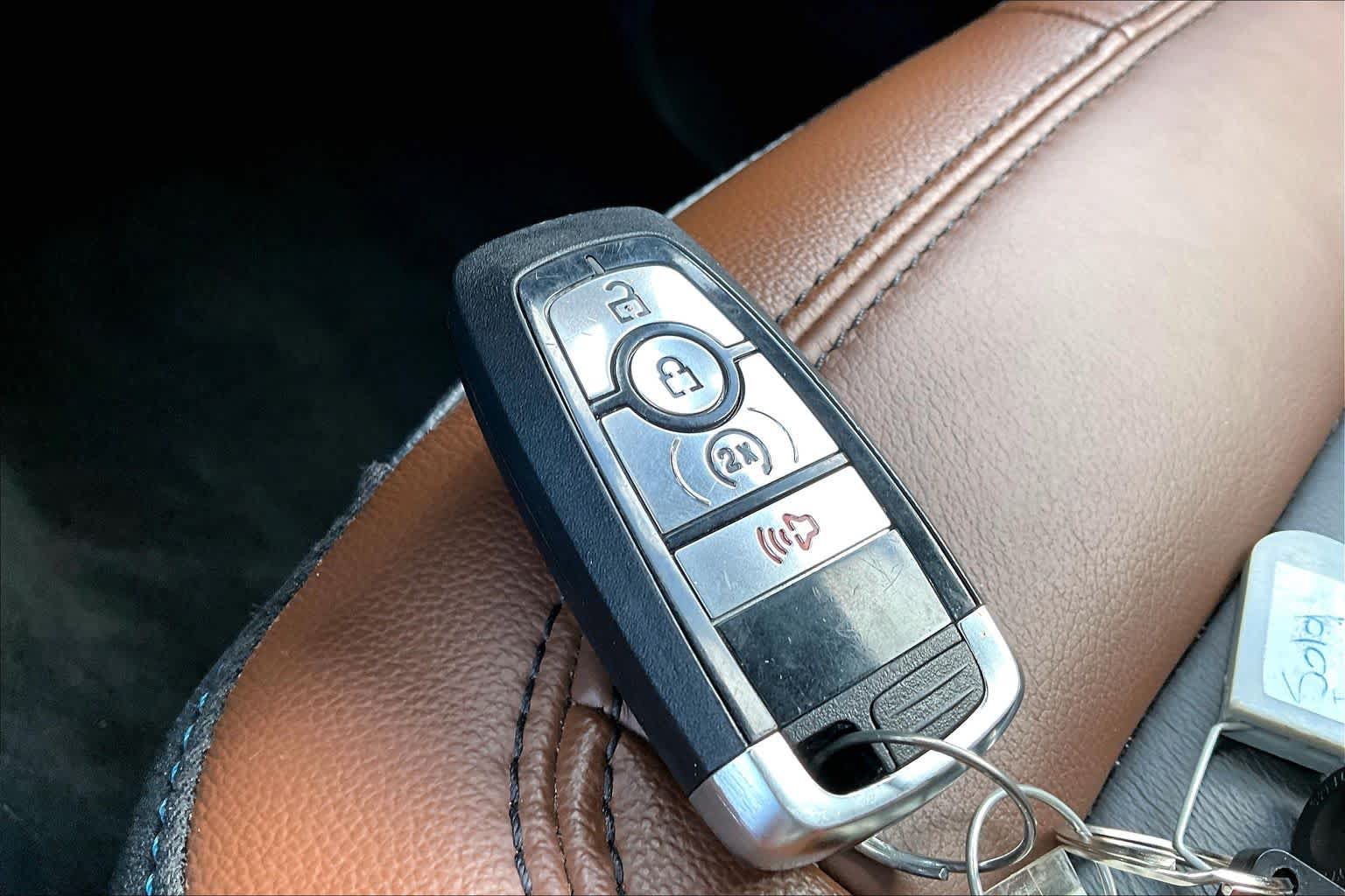 Used 2023 Ford Bronco Outer Banks AWD/4WD image 15