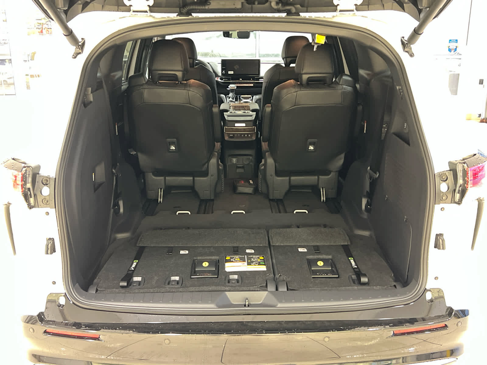 New 2026 Toyota Sienna Platinum AWD/4WD image 10