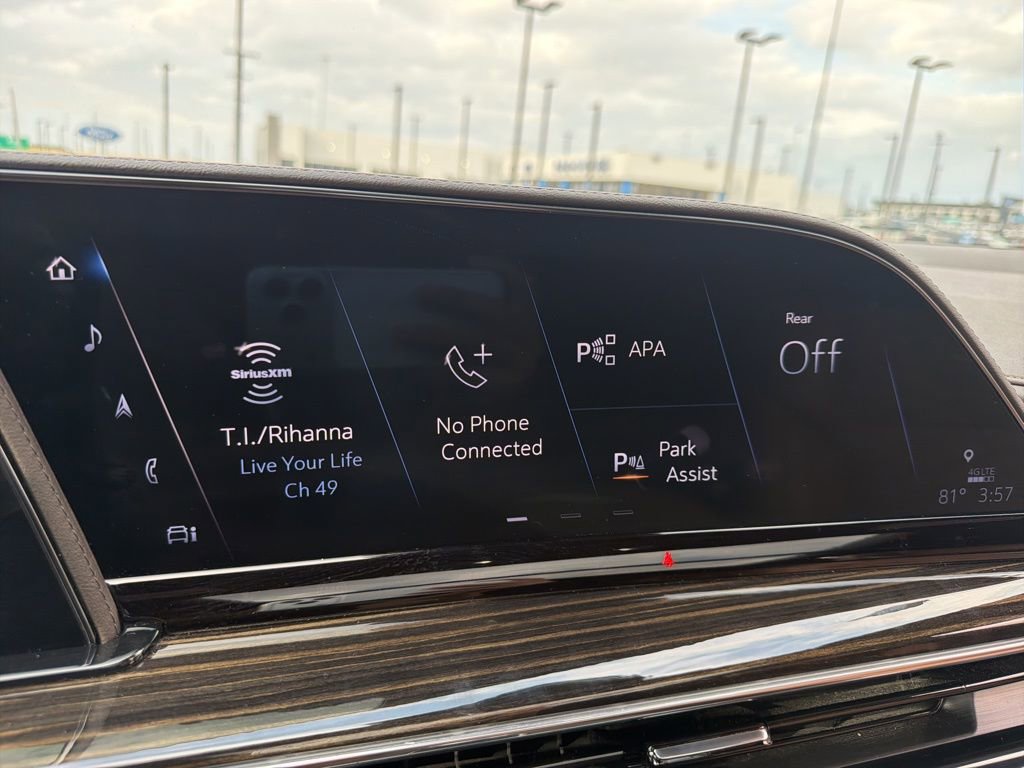 Used 2021 Cadillac Escalade Sport w/ LPO, Illumination Package image 19