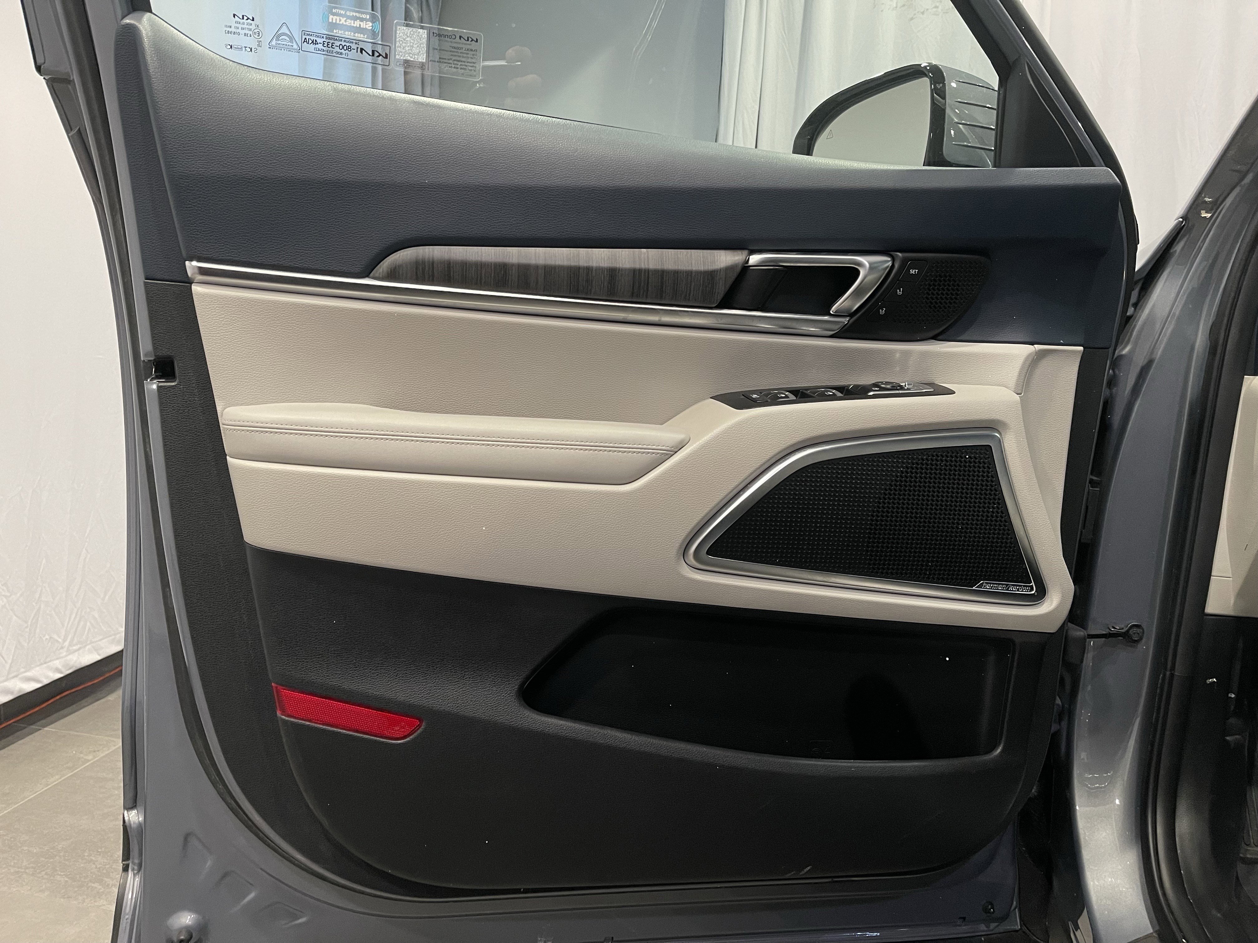 Used 2023 Kia Telluride SX Prestige image 13