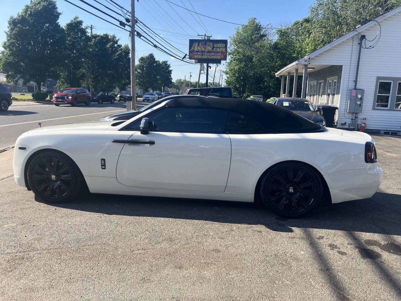 Used 2018 Rolls-Royce Dawn RWD image 11