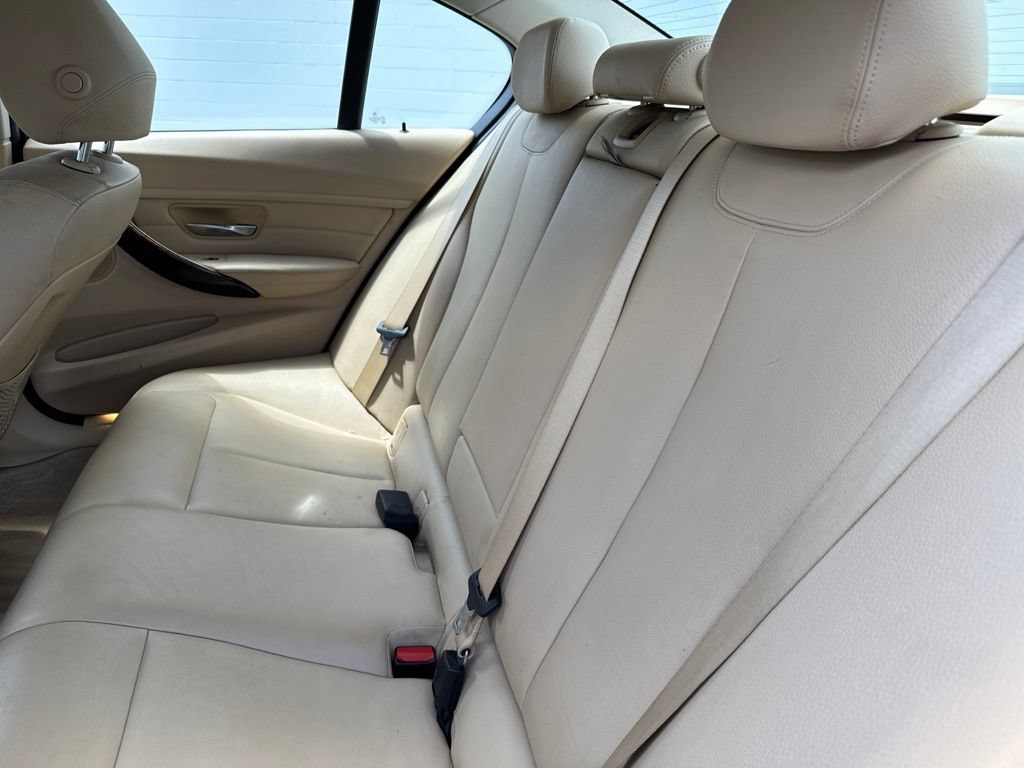 Used 2014 BMW 328i xDrive Sedan AWD/4WD image 13