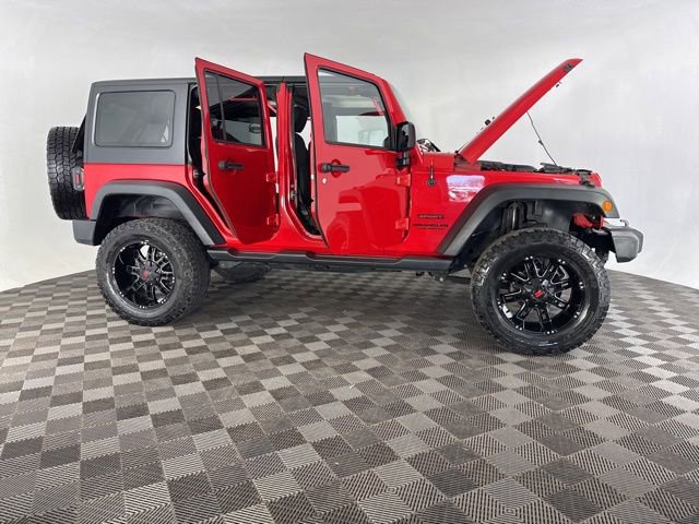 Used 2015 Jeep Wrangler Unlimited Sport w/ Dual Top Group image 13