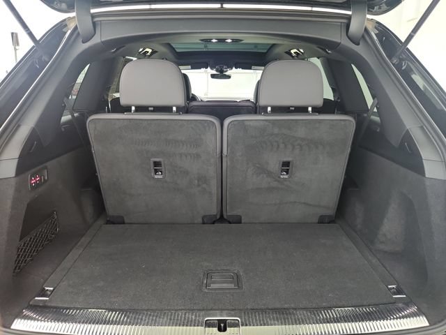 Used 2025 Audi Q7 3.0T Premium Plus AWD/4WD image 36