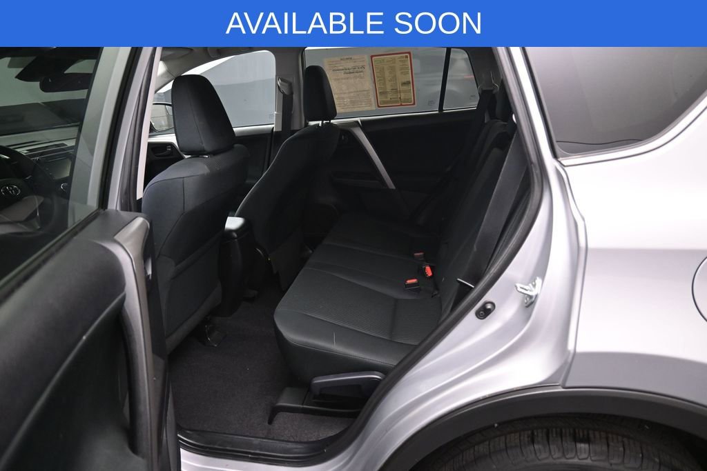 Used 2017 Toyota RAV4 LE w/ Carpet Mat Package AWD/4WD image 24