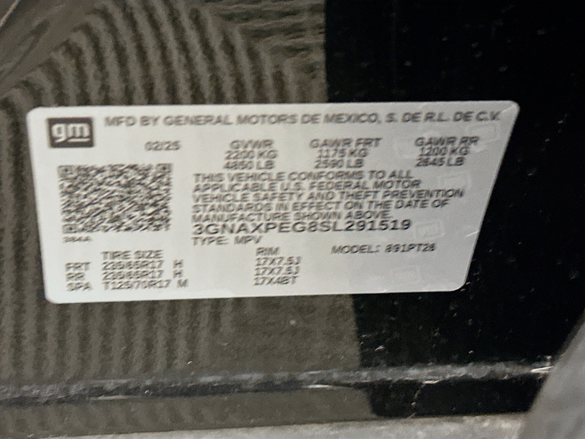 Used 2025 Chevrolet Equinox LT AWD/4WD image 12