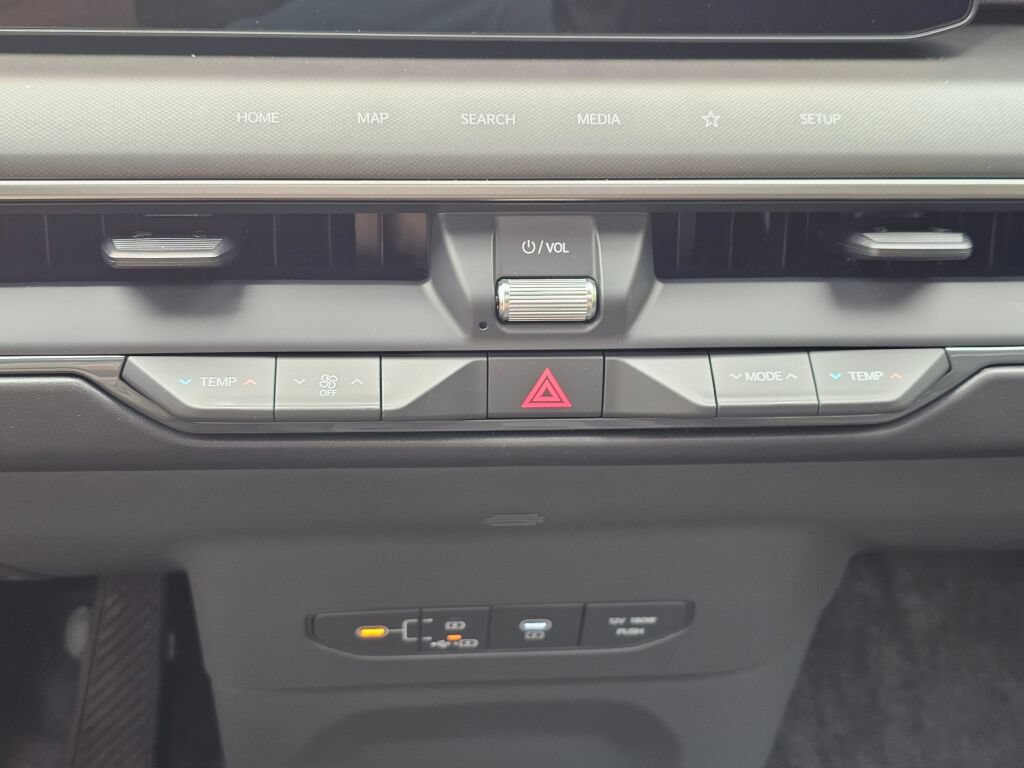 New 2026 Kia EV9 Wind AWD/4WD image 17