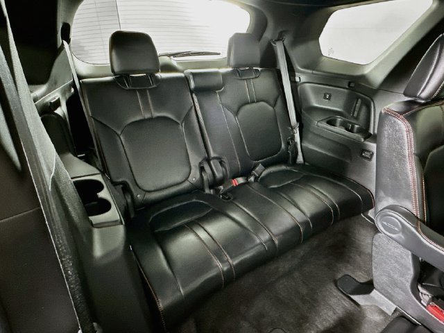 Certified 2024 Honda Pilot TrailSport image 9
