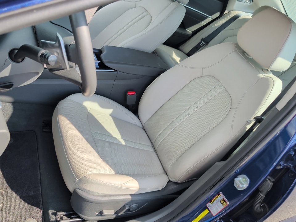 Certified 2022 Hyundai Sonata Limited w/ Cargo Package FWD image 30