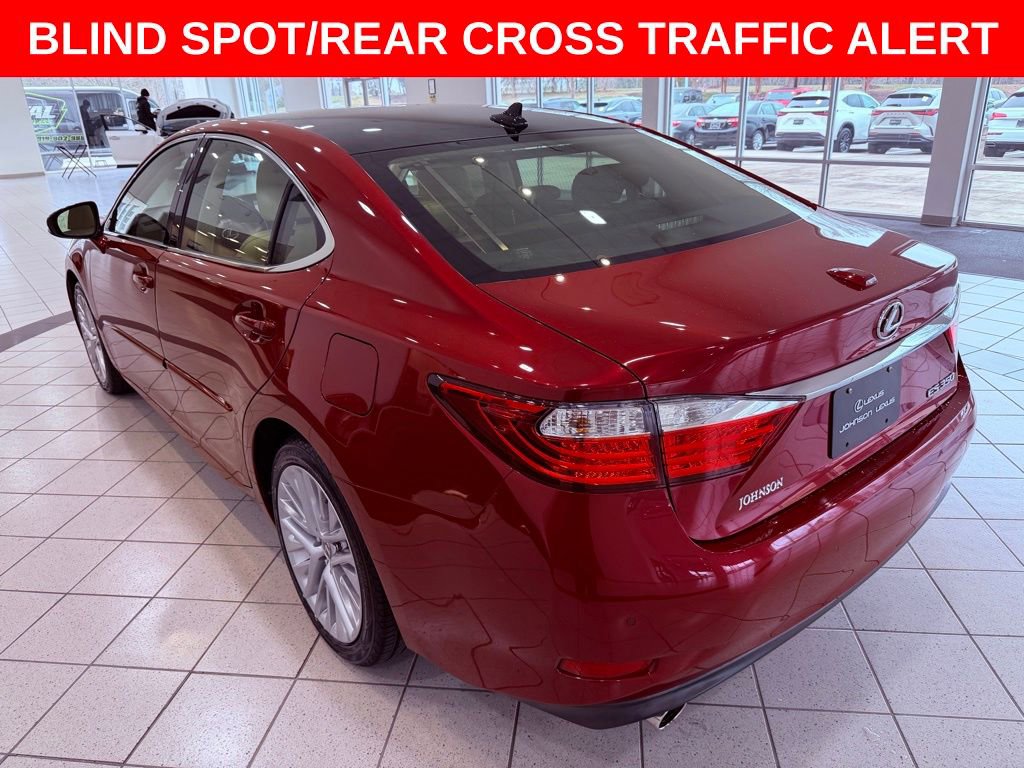 Used 2015 Lexus ES 350 w/ Ultra Luxury Package image 6