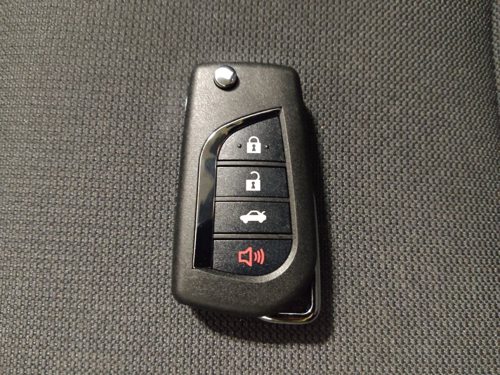 Used 2022 Toyota Corolla LE FWD image 32