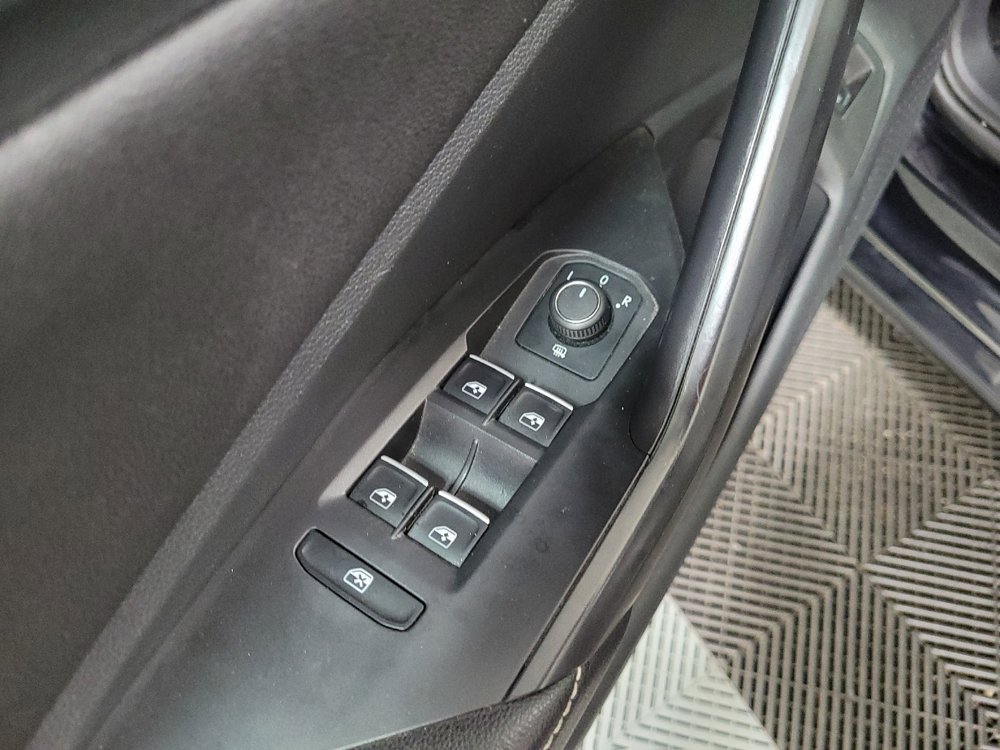 Used 2025 Volkswagen Jetta S FWD image 27
