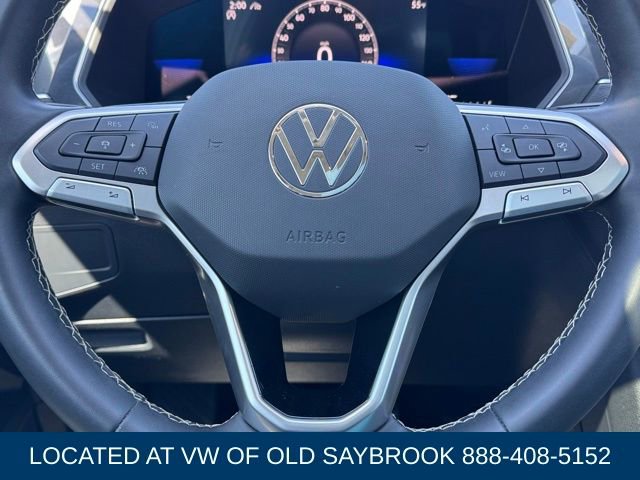 Used 2022 Volkswagen Tiguan SE w/ Panoramic Sunroof Package image 37
