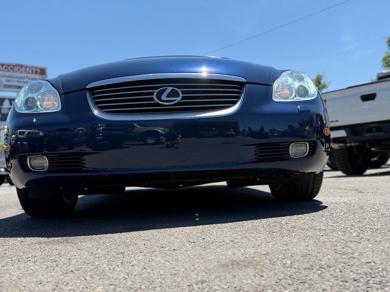 Used 2005 Lexus SC 430 Convertible RWD image 6
