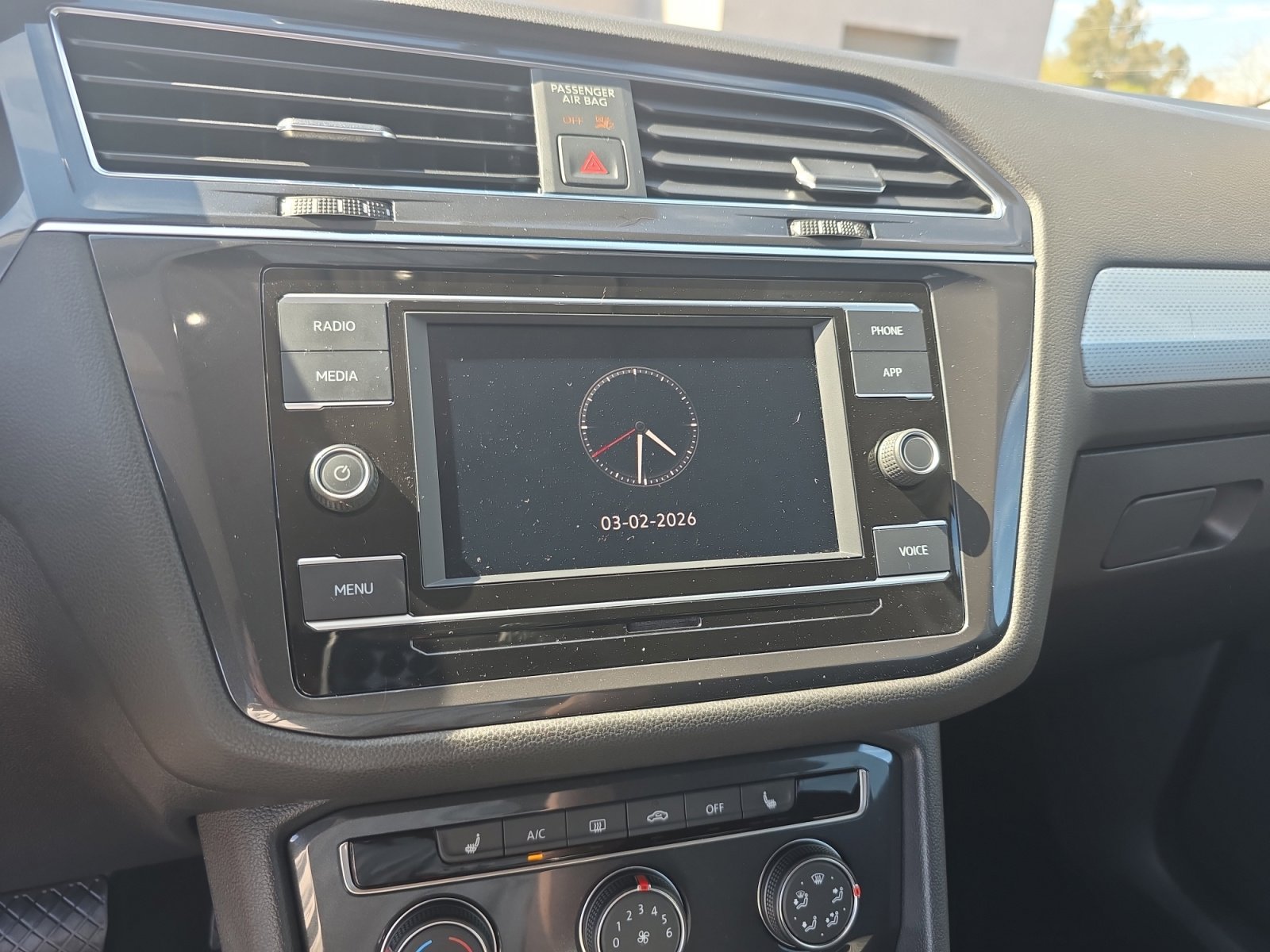 Certified 2022 Volkswagen Tiguan S image 12