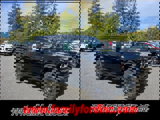 New 2025 Ford Bronco Outer Banks