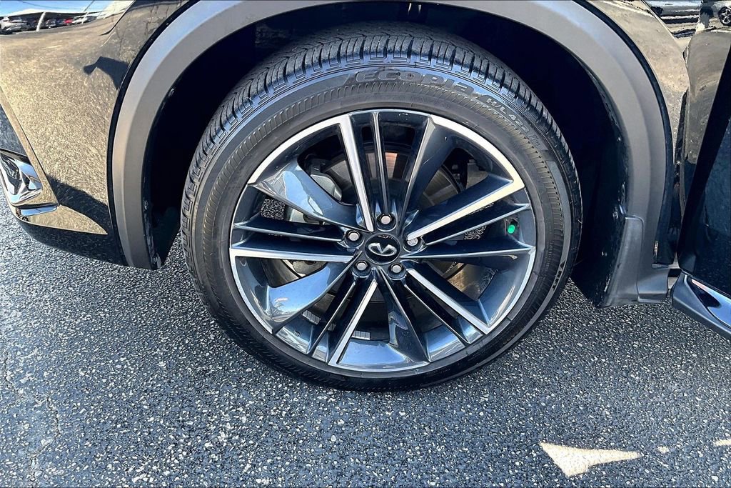 Certified 2024 INFINITI QX55 Luxe w/ Cargo Package image 13