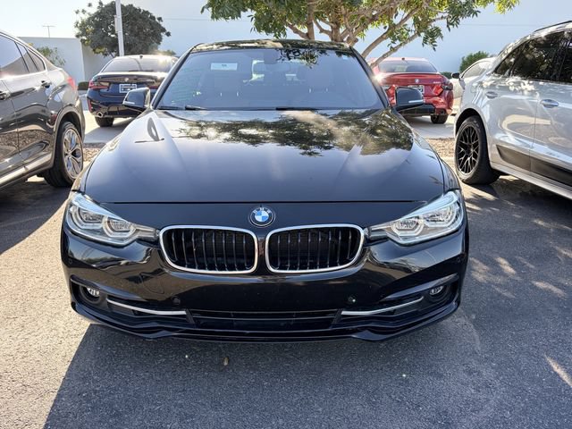 Used 2017 BMW 330i Sedan RWD image 2