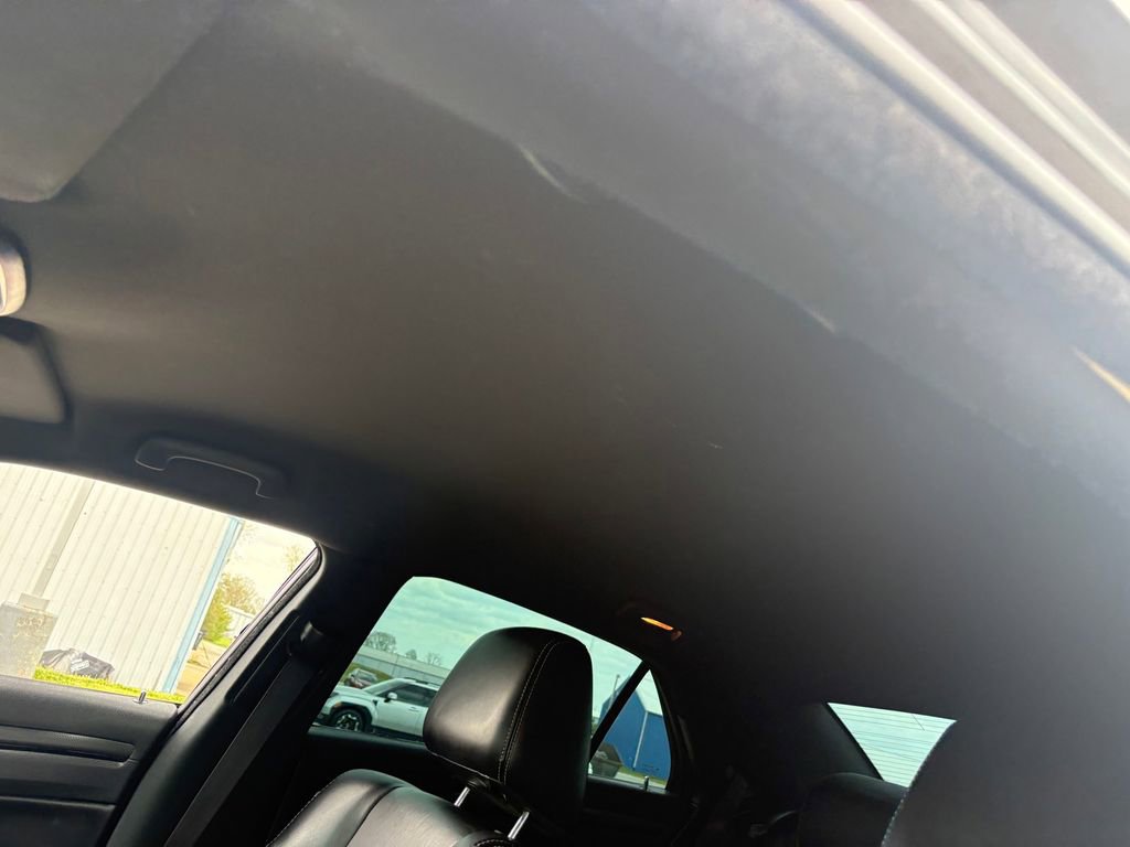 Used 2015 Chrysler 300 S image 11