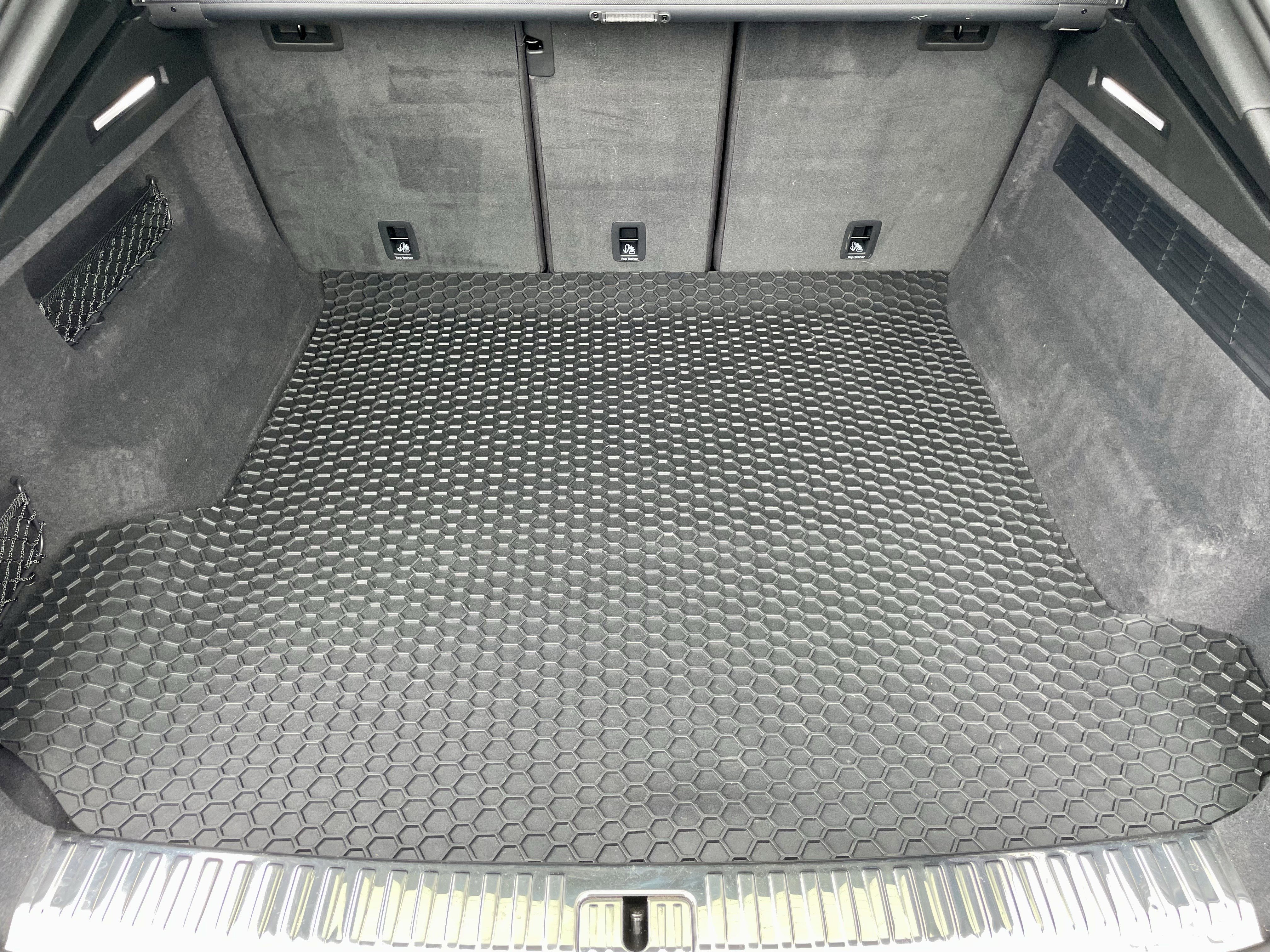 Used 2022 Audi Q8 Premium Plus w/ Premium Plus Package image 35