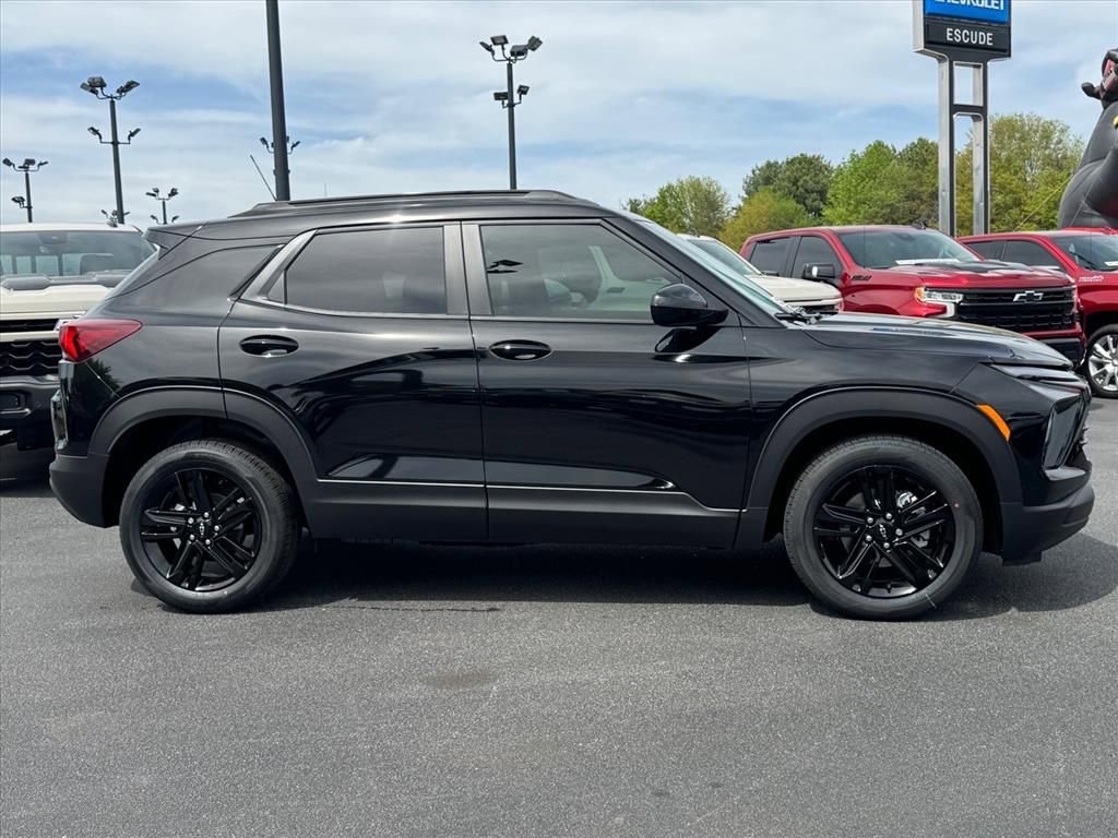 New 2026 Chevrolet TrailBlazer LT image 2