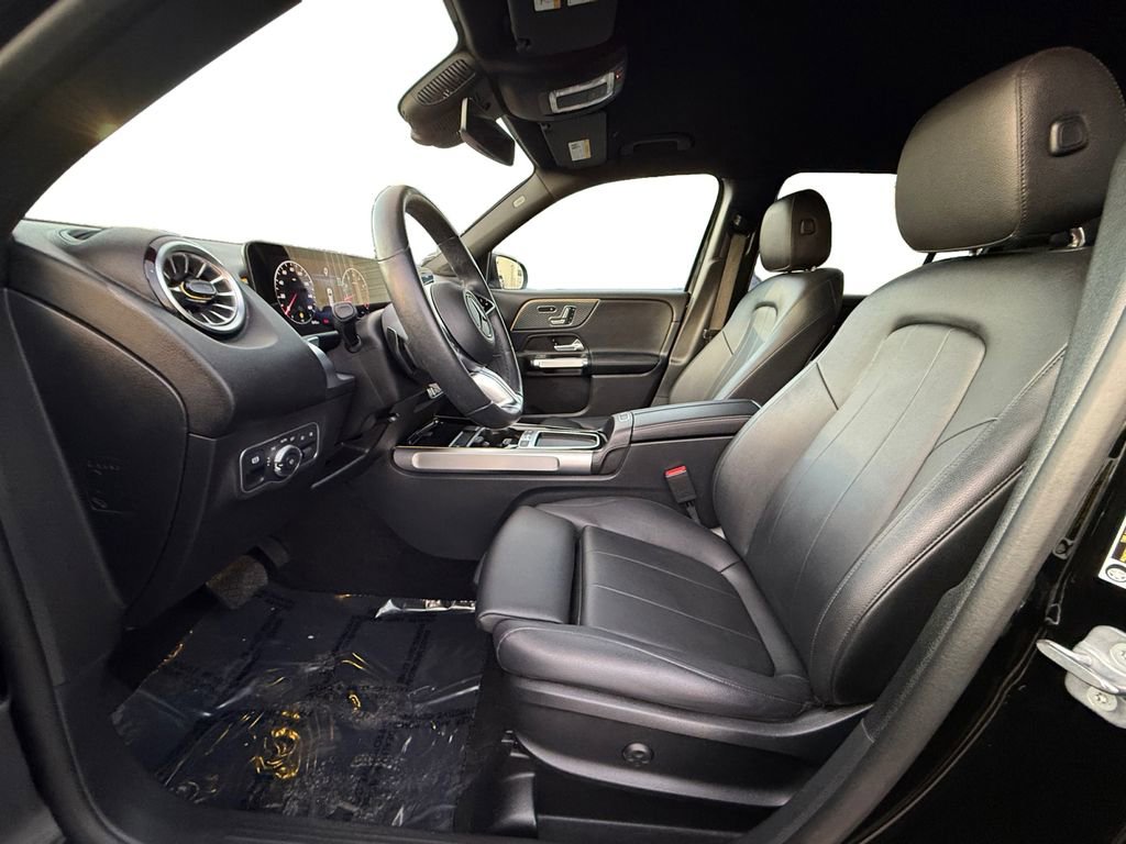 Used 2024 Mercedes-Benz GLB 250 image 9