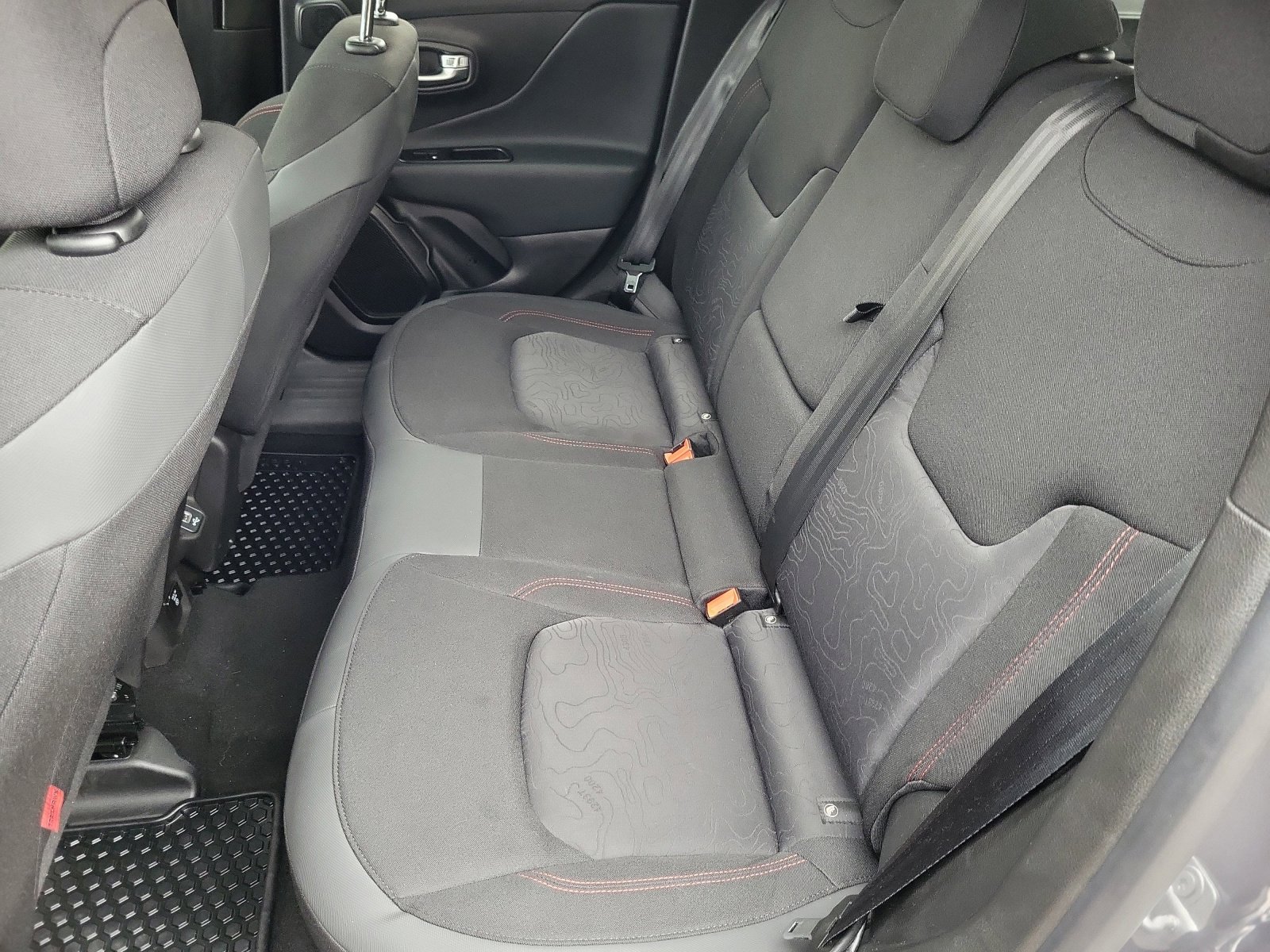 Used 2022 Jeep Renegade Trailhawk w/ Sun/Sound Group image 27