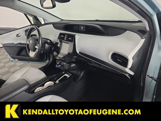 Used 2017 Toyota Prius Four FWD image 16