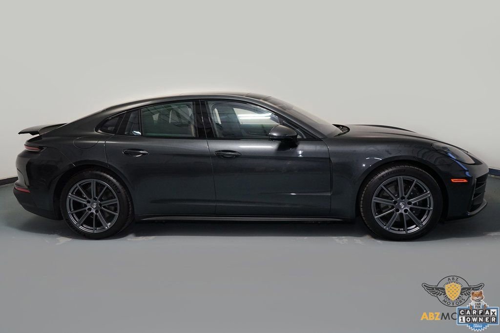 Used 2025 Porsche Panamera 4 image 4