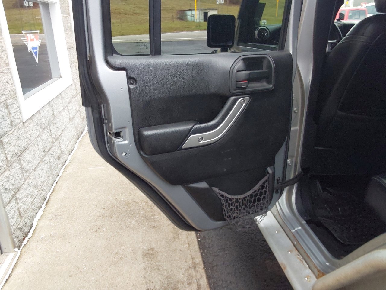 Used 2013 Jeep Wrangler Unlimited Sport image 20