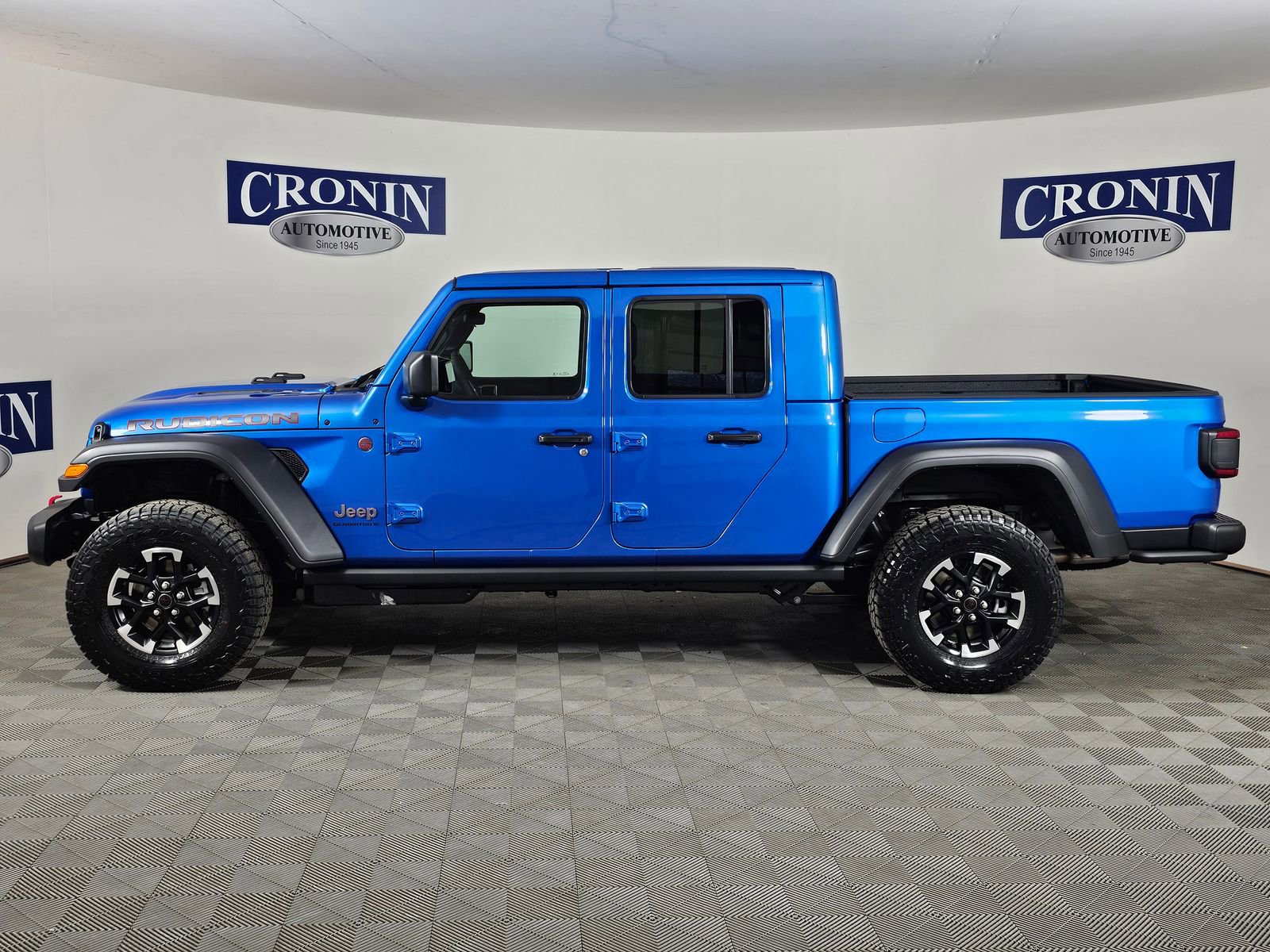 New 2026 Jeep Gladiator Rubicon w/ Safety Group AWD/4WD image 2