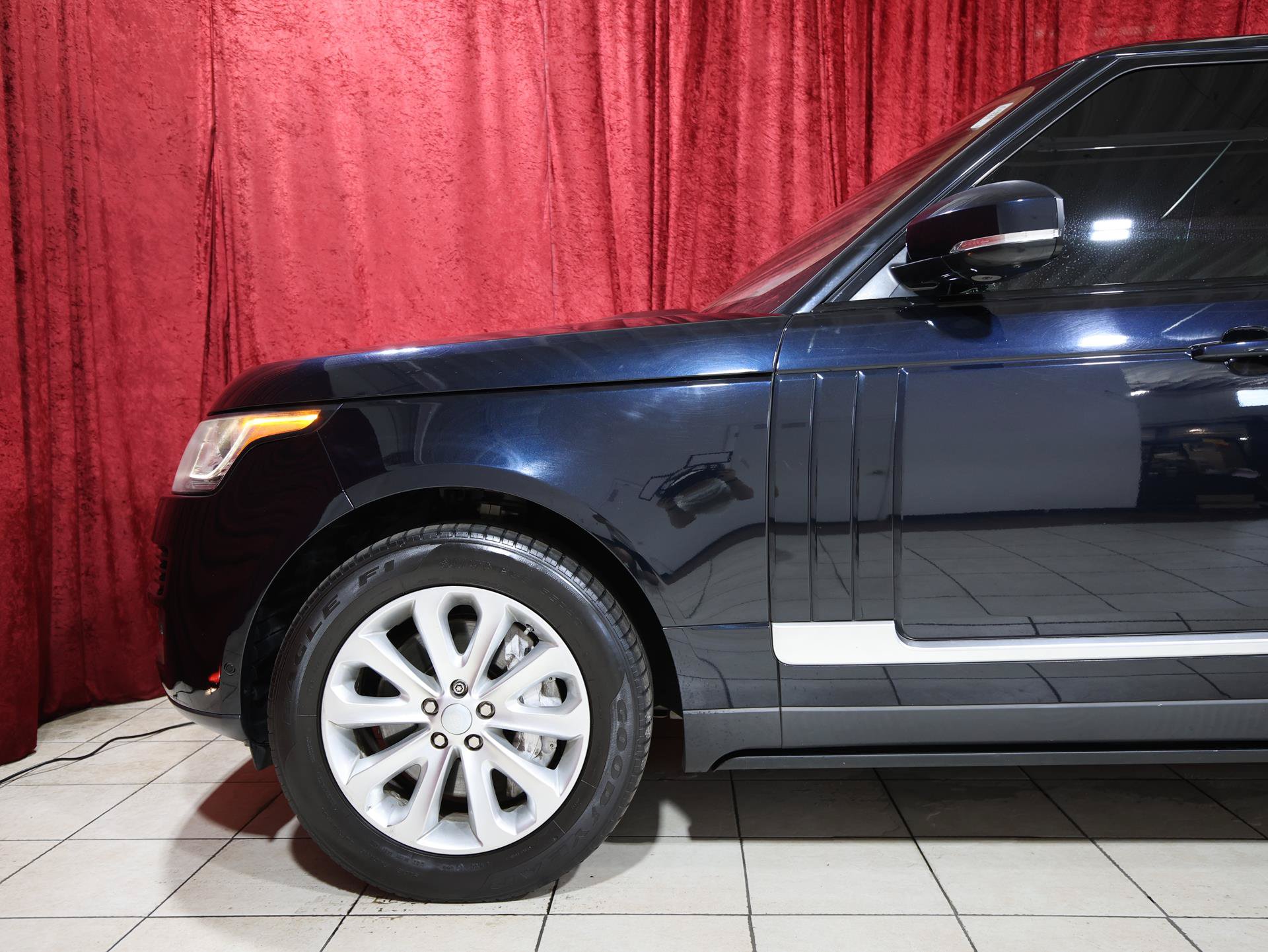 Used 2016 Land Rover Range Rover HSE AWD/4WD image 5