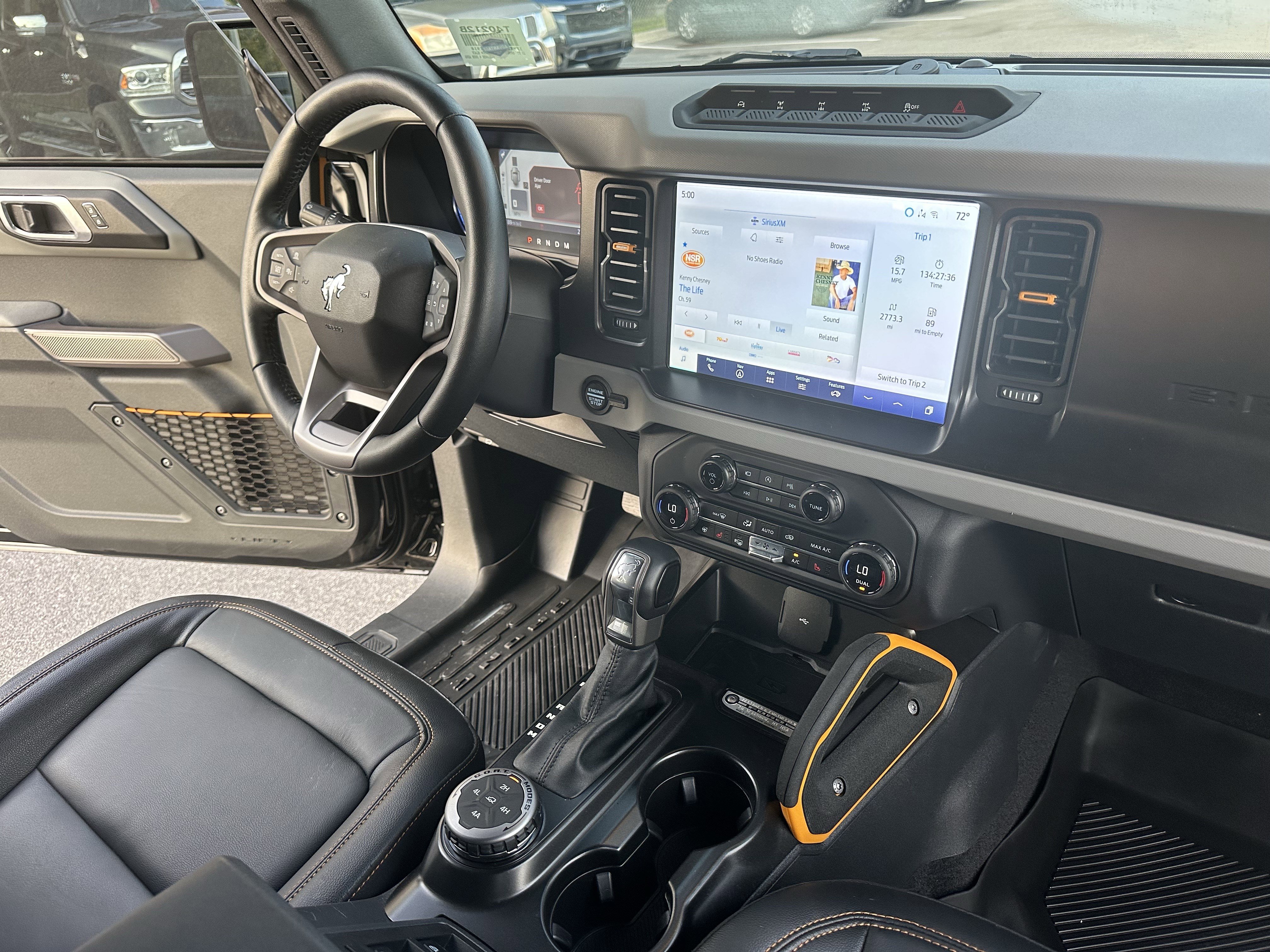 Used 2023 Ford Bronco Badlands image 17