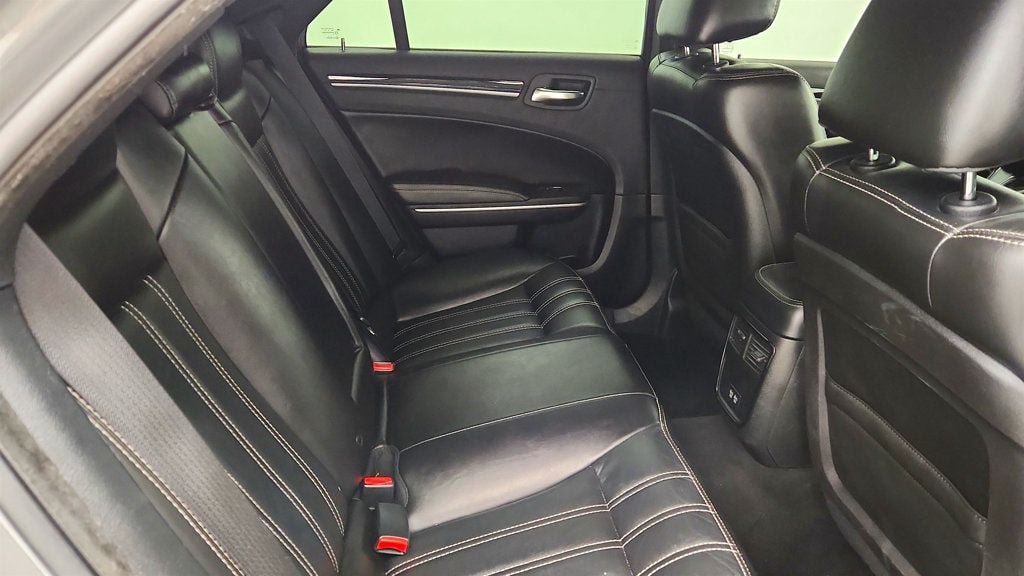 Used 2019 Chrysler 300 S RWD image 24
