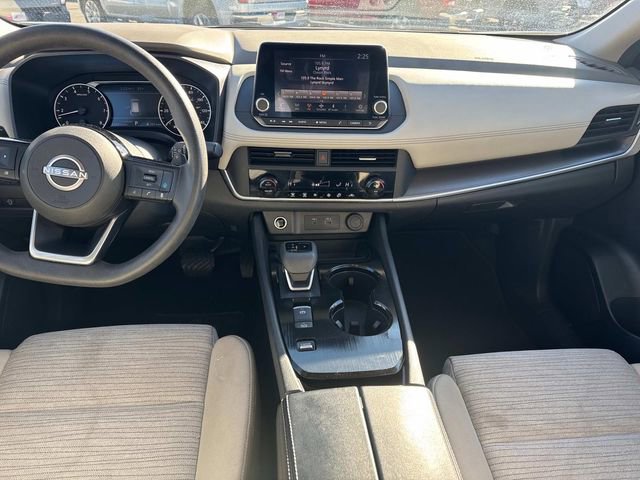 Used 2023 Nissan Rogue SV image 19