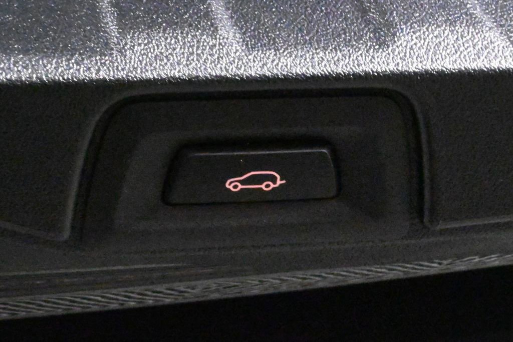 Used 2025 BMW X5 M60i w/ Executive Package image 43