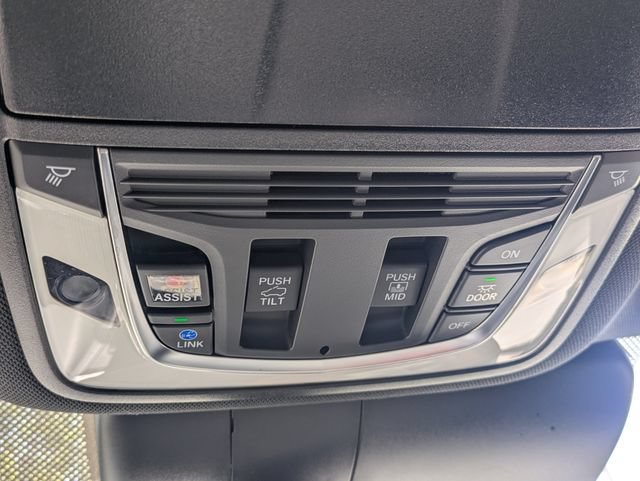 Used 2023 Acura RDX w/ Advance Package FWD image 35
