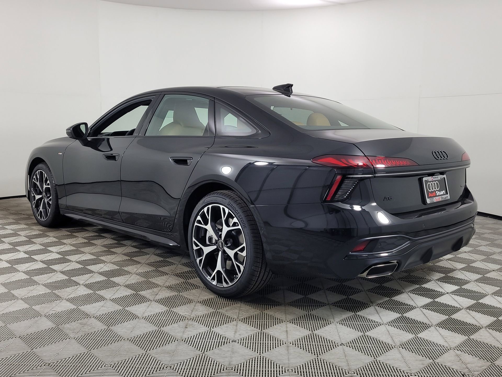 New 2026 Audi A6 Premium Plus image 4