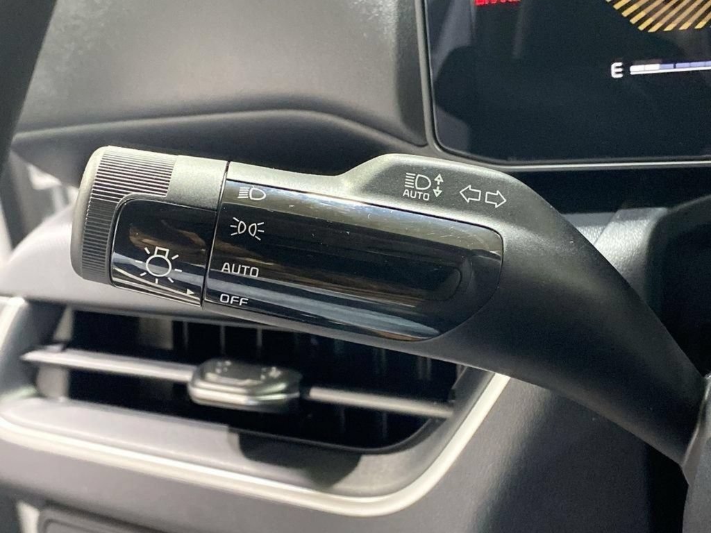 New 2026 Kia K4 FWD image 34