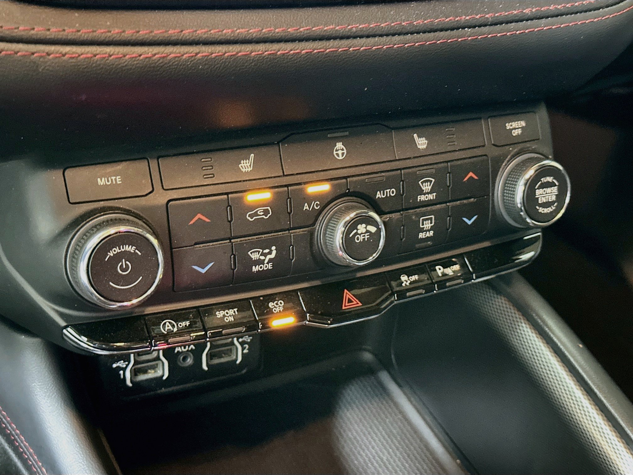 Used 2025 Dodge Durango GT RWD image 23