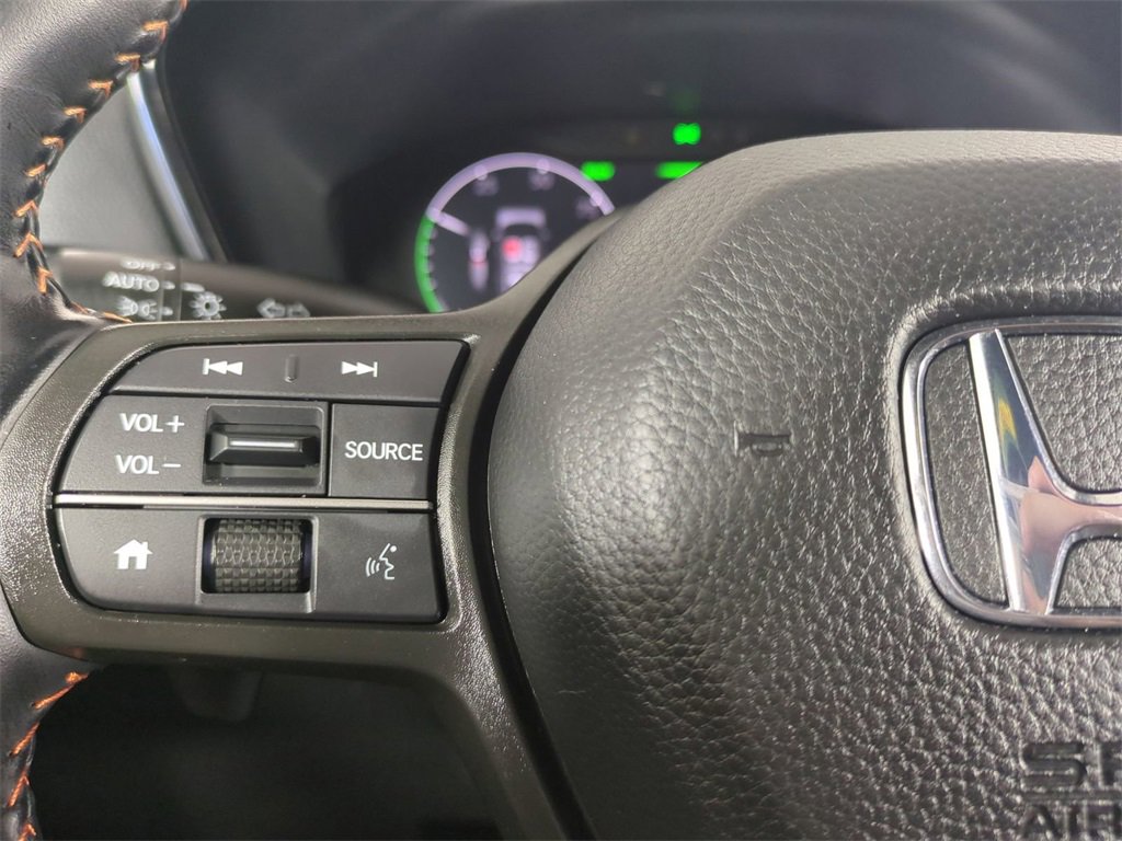 Used 2025 Honda CR-V Sport image 31
