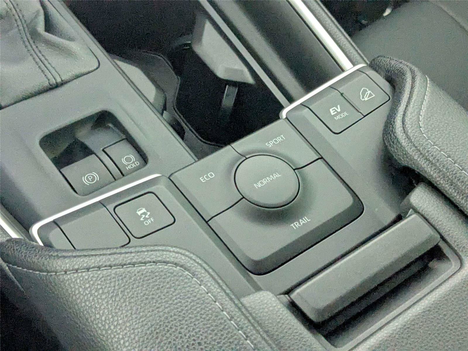 Certified 2025 Toyota Grand Highlander AWD Hybrid image 25