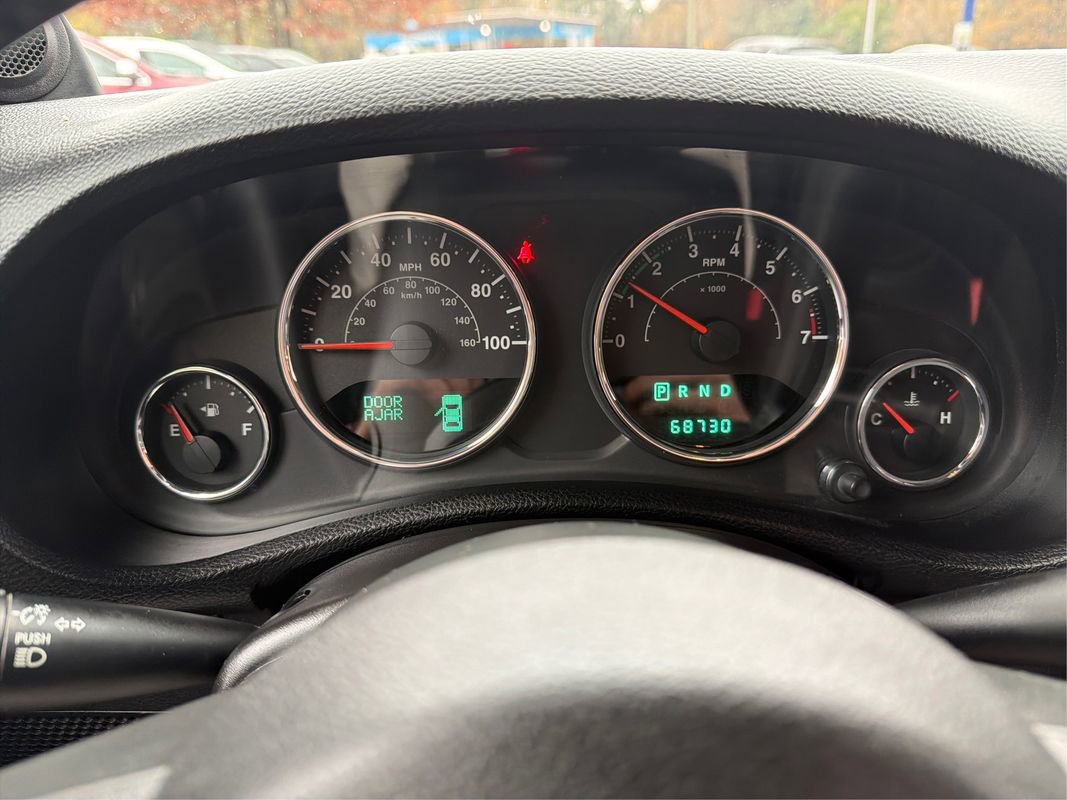 Used 2013 Jeep Wrangler Sport w/ Connectivity Group image 17