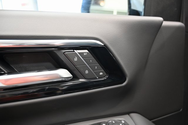 New 2026 Chevrolet Suburban High Country image 30