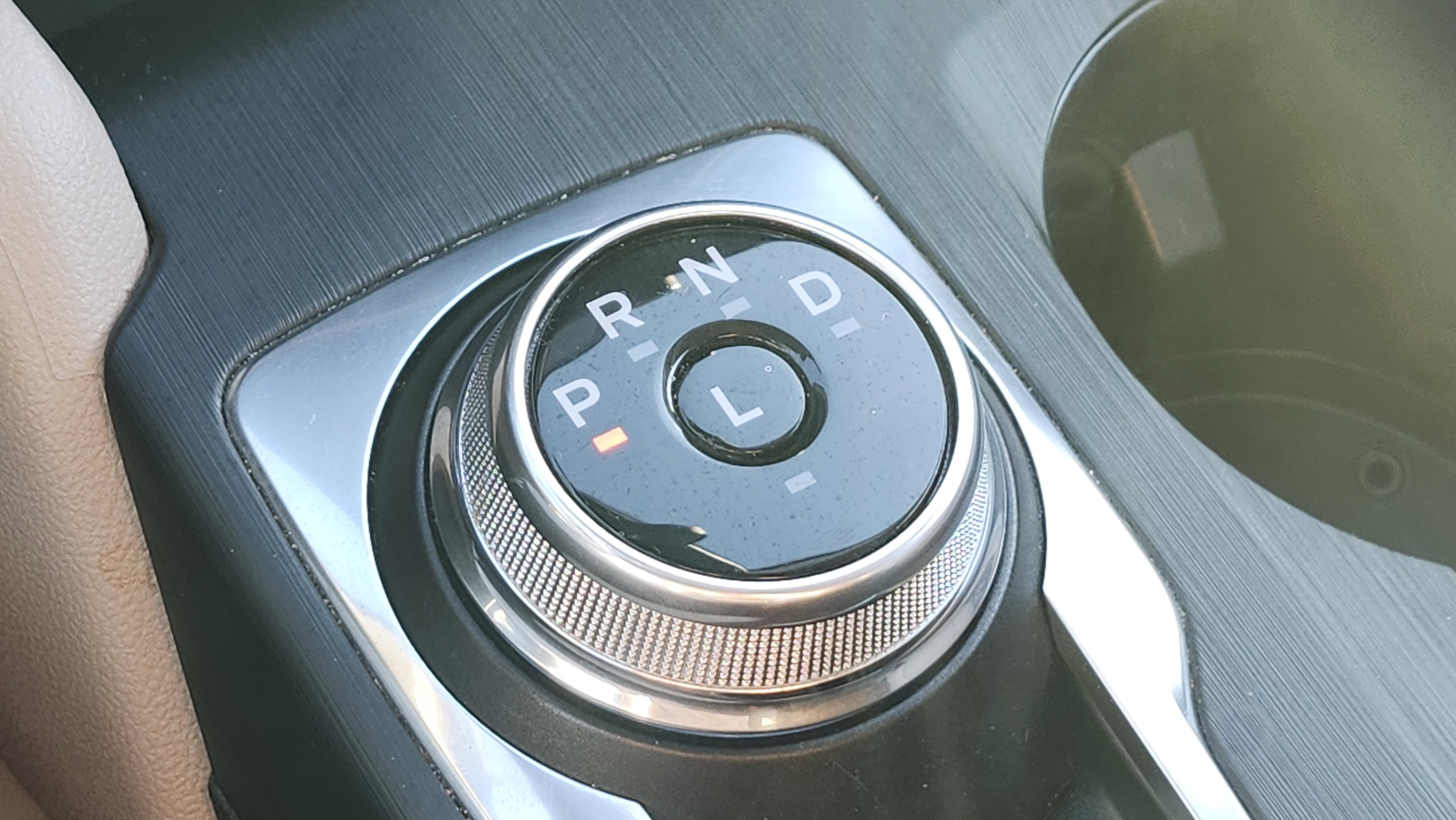 Used 2022 Ford Escape SE image 28