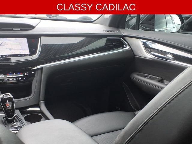 Used 2021 Cadillac XT6 Premium Luxury w/ LPO, Floor Liner Package AWD/4WD image 13