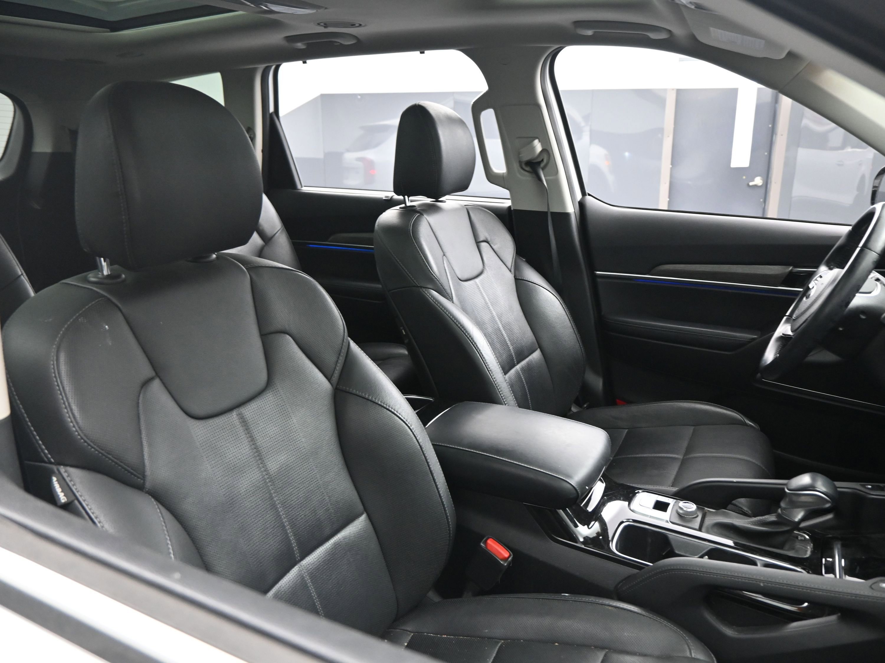 Used 2020 Kia Telluride SX image 22