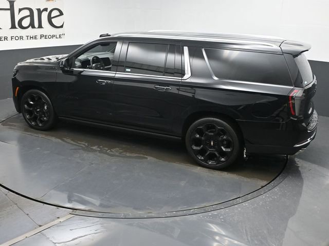 New 2025 Chevrolet Suburban High Country image 21