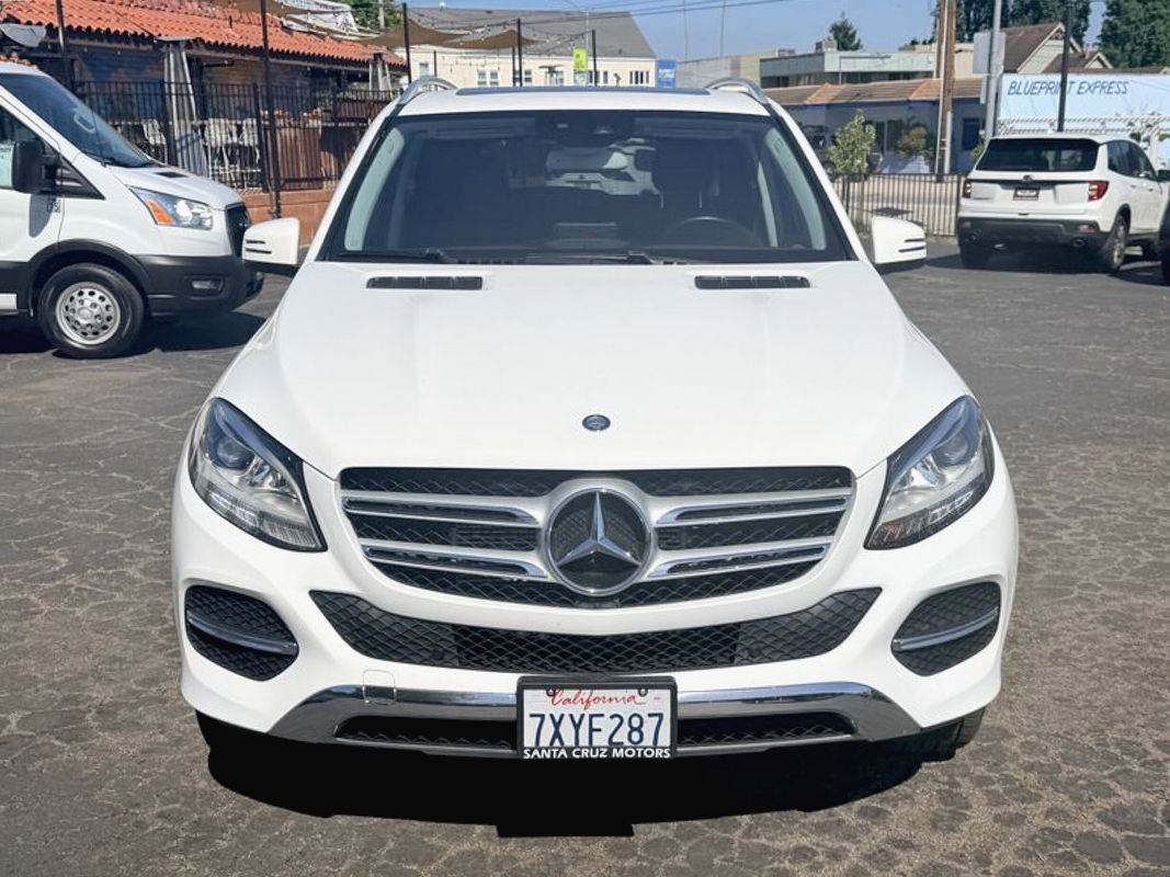 Used 2017 Mercedes-Benz GLE 550e image 2