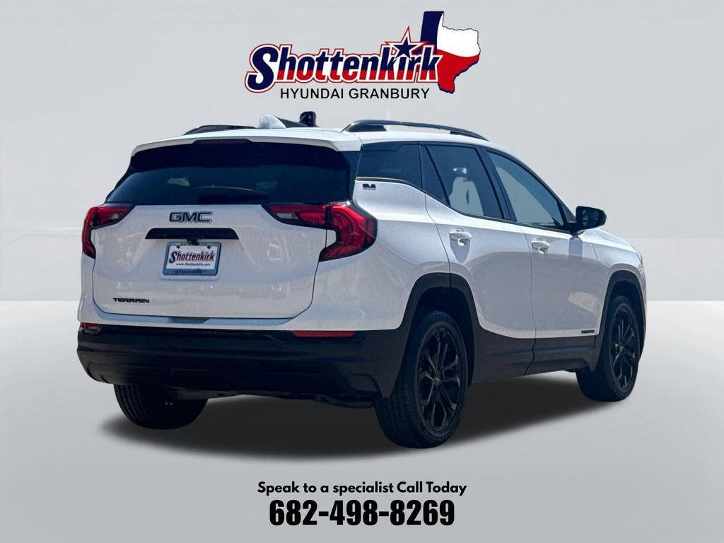 Used 2021 GMC Terrain SLE w/ Driver Convenience Package FWD image 5